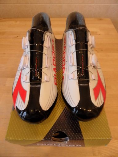 DIADORA VORTEX - PRO 